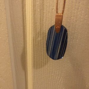 Kendra Scott navy blue pendant necklace